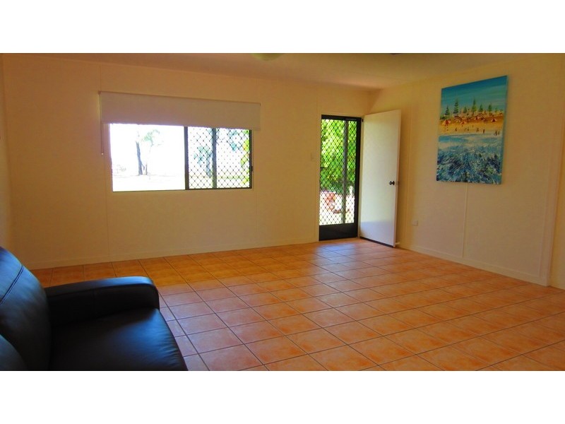 10 Whiting Court, Cungulla QLD 4816