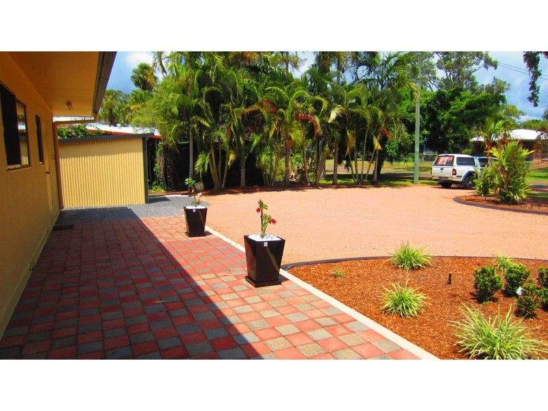 10 Whiting Court, Cungulla QLD 4816