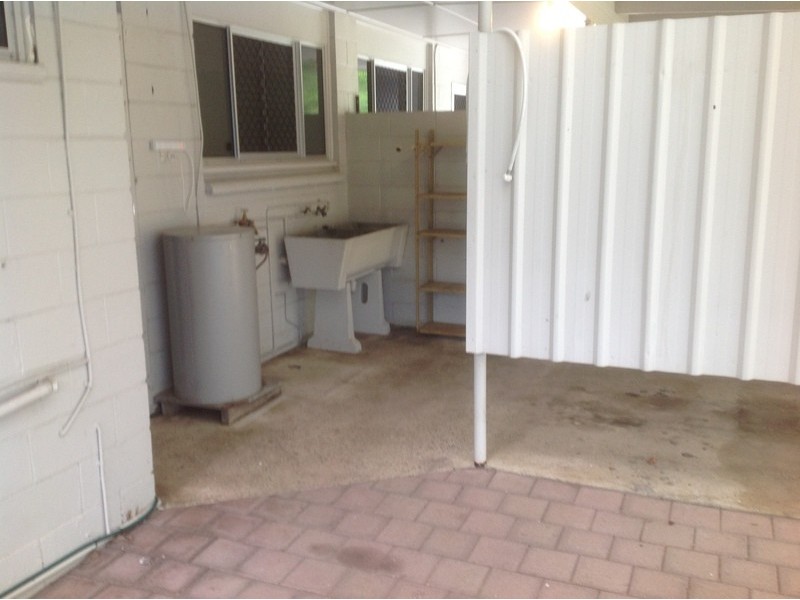 2/258 Boundary Street, South Townsville QLD 4810