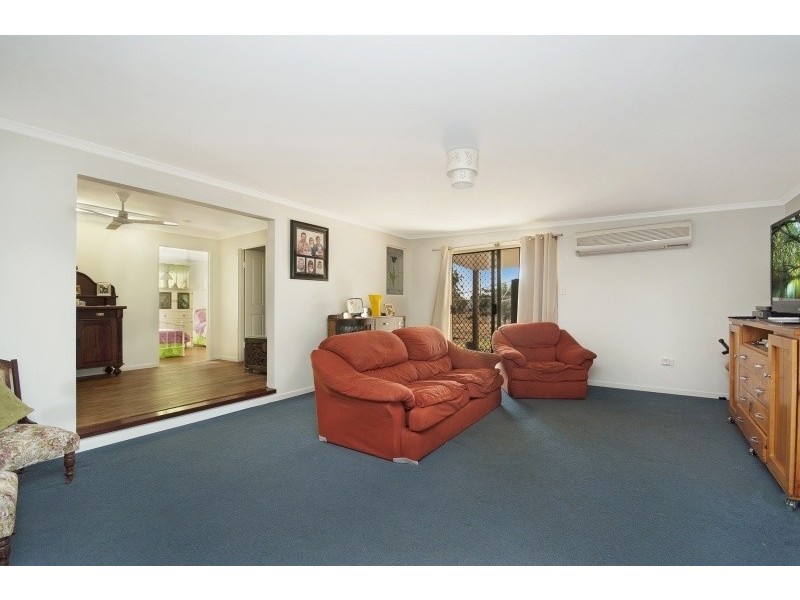 42  Blue Mountain Drive, Bluewater Park QLD 4818