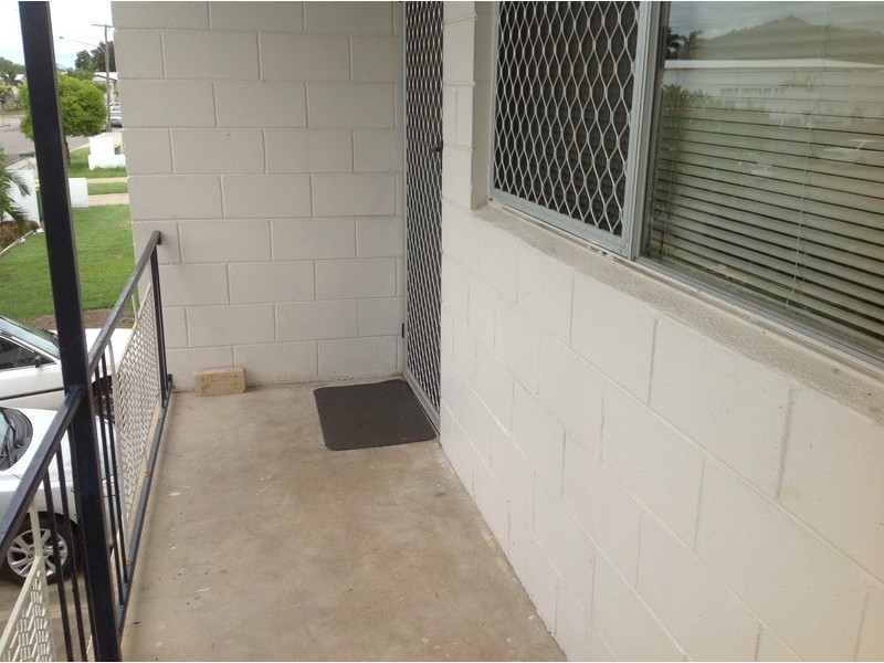 1/12 Palara Street, Currajong QLD 4812