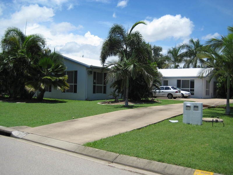 2/40 Fielding Way, Kirwan QLD 4817