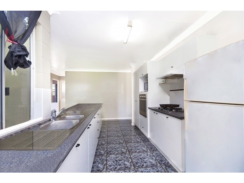 4 Borton Street, Balgal Beach QLD 4816