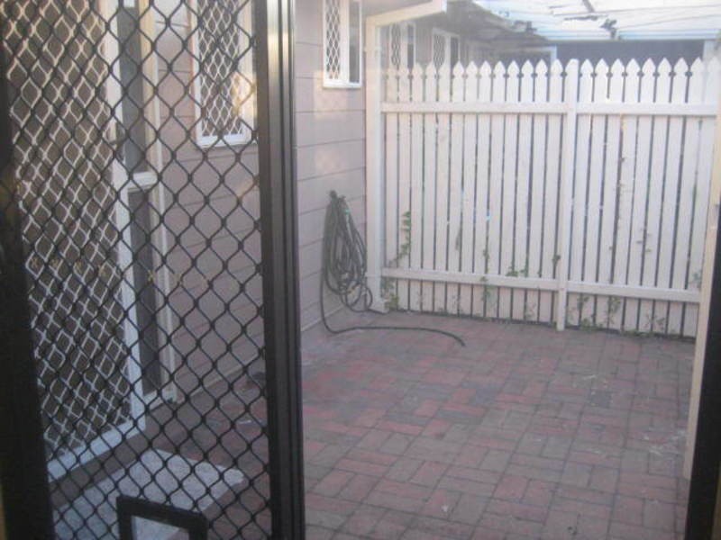 2/49 First Avenue, Railway Estate QLD 4810