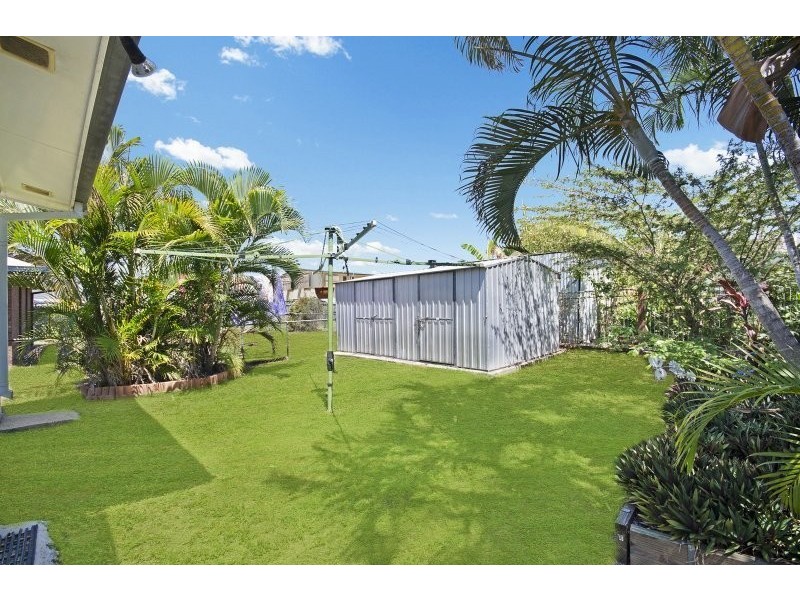 3 Willseal Court, Mount Louisa QLD 4814
