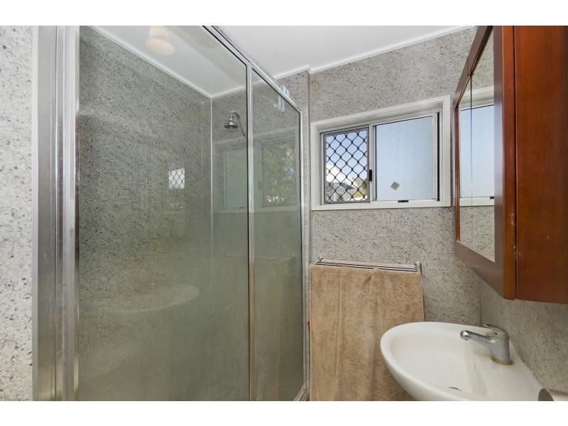 3 Willseal Court, Mount Louisa QLD 4814