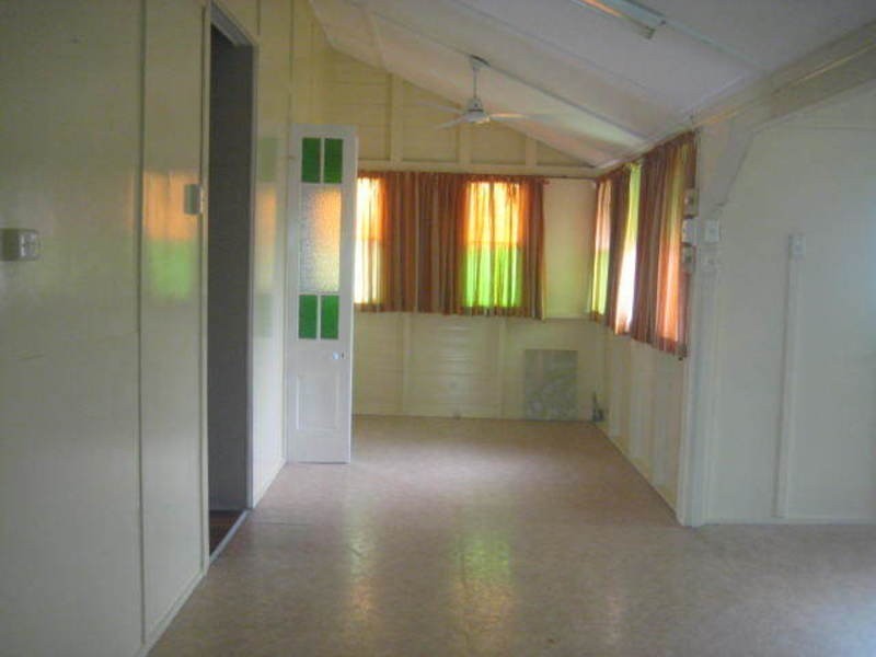 Railway Estate QLD 4810