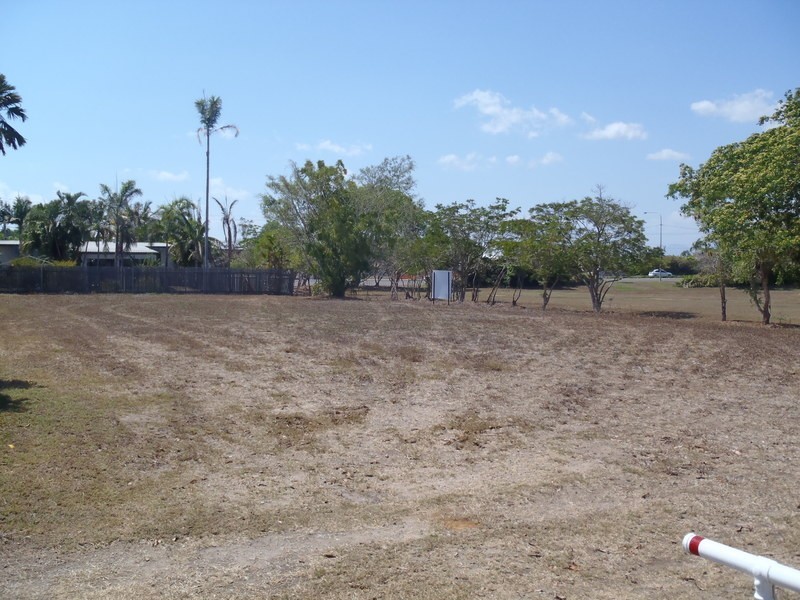 69 Hugh Street, West End QLD 4810