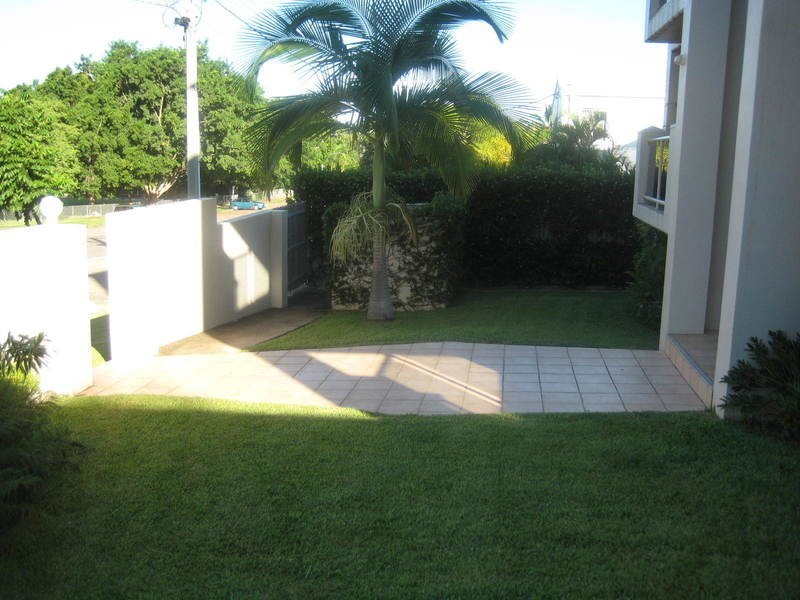 3/78 Paxton Street, North Ward QLD 4810