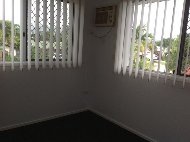 1/50 Fielding Way, Kirwan QLD 4817