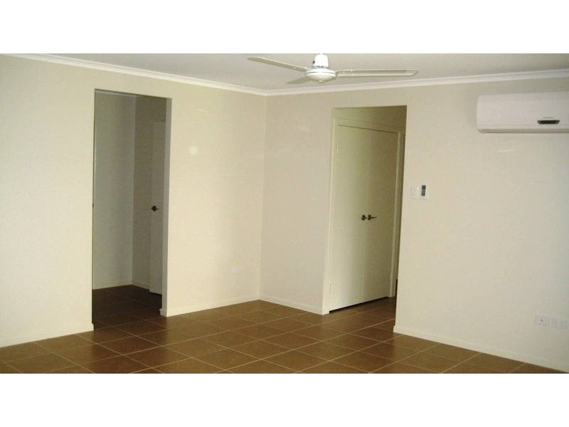 27 Shoalhaven Ct, Bohle Plains QLD 4817