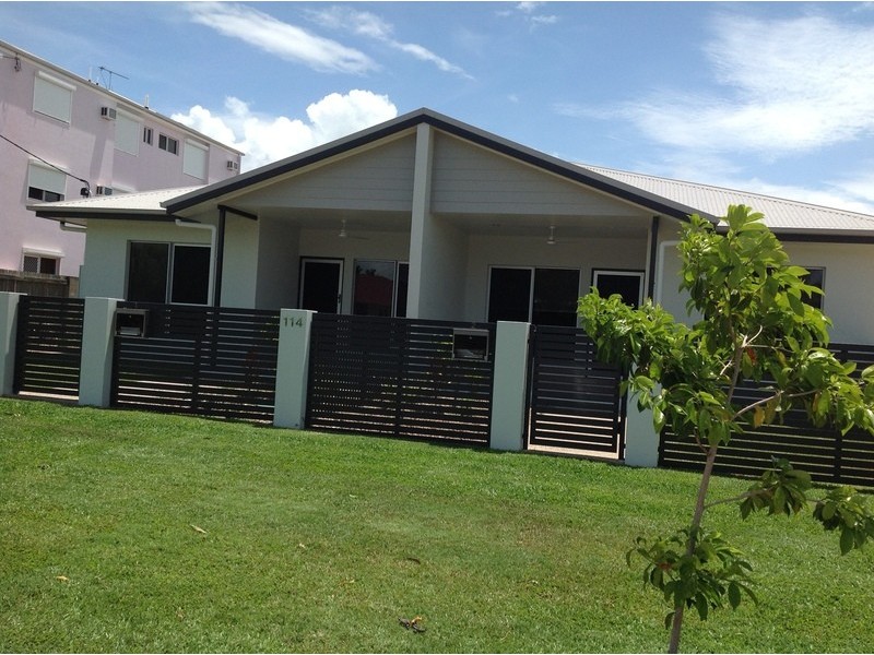 2/114 Eyre Street, North Ward QLD 4810