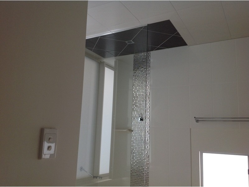 2/114 Eyre Street, North Ward QLD 4810