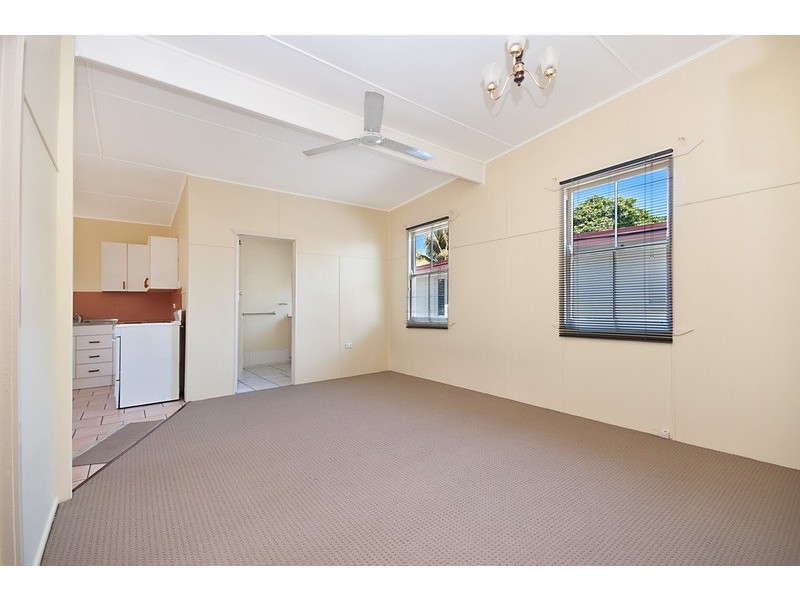 260 Boundary Street, South Townsville QLD 4810