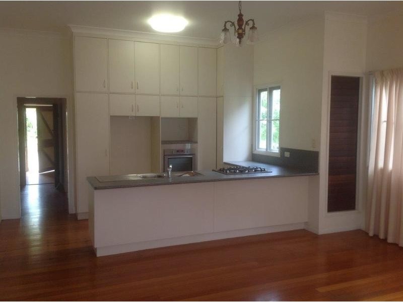 Railway Estate QLD 4810