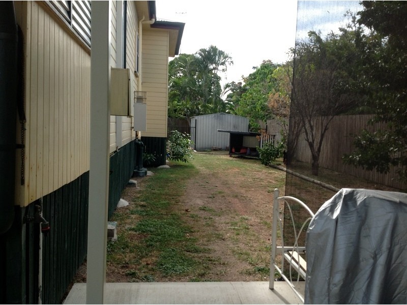 Railway Estate QLD 4810