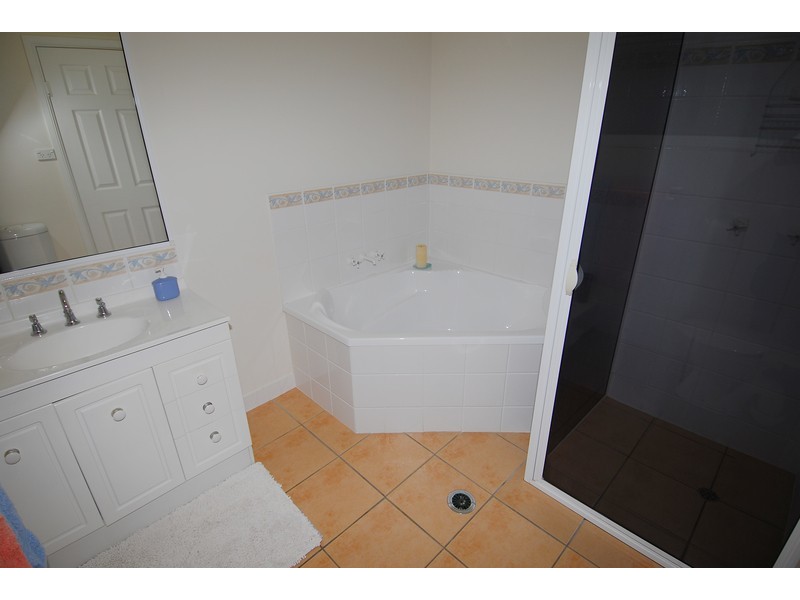 31 Catalonia Street, Kirwan QLD 4817
