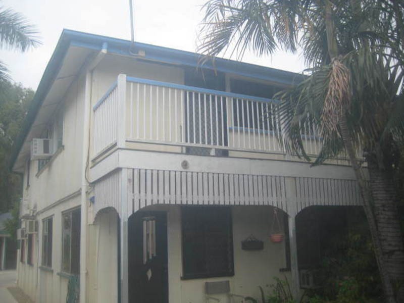 3/114 Perkins Street, South Townsville QLD 4810