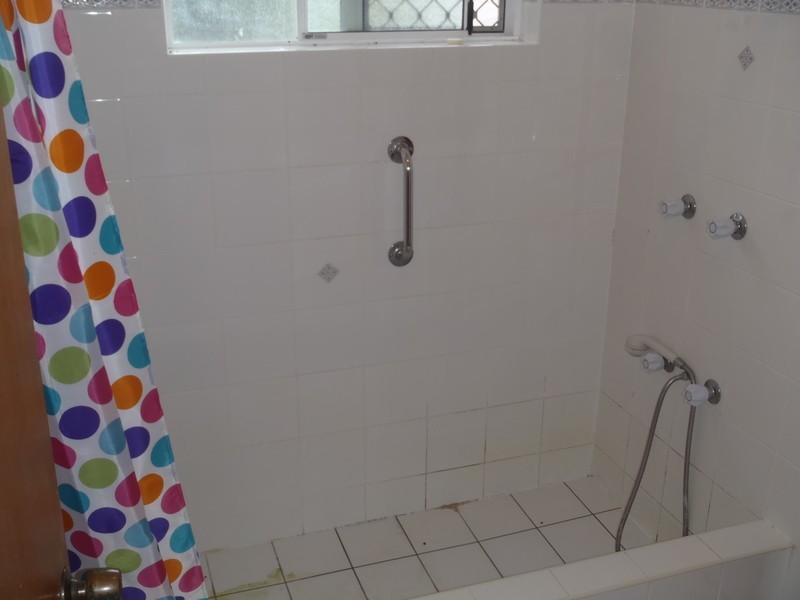 56 Griffey Street, Burdell QLD 4818