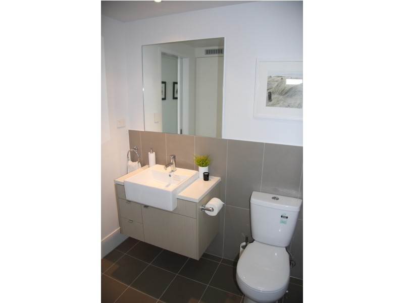 20/2 Kingsway Place, Townsville City QLD 4810