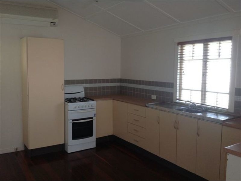 Railway Estate QLD 4810