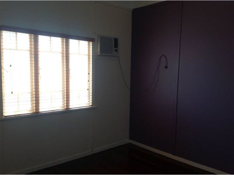 Railway Estate QLD 4810