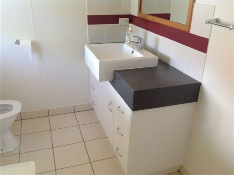 Railway Estate QLD 4810