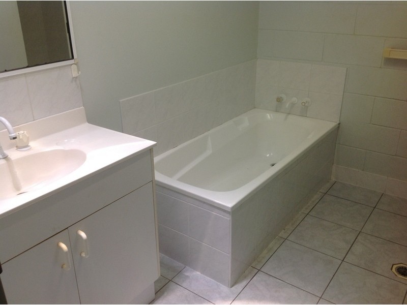 Railway Estate QLD 4810