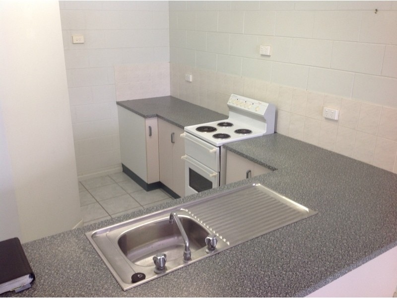 Railway Estate QLD 4810