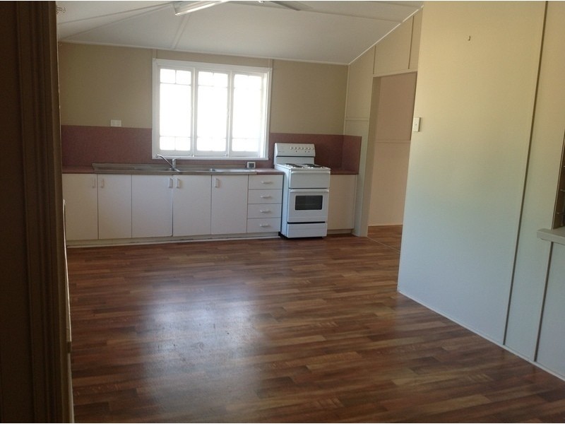 Railway Estate QLD 4810