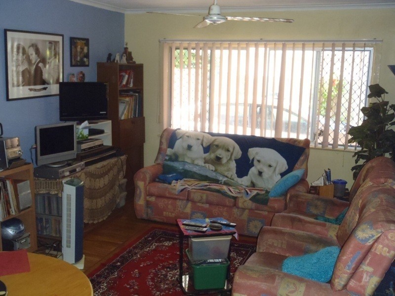 8 Davies Street, Mount Louisa QLD 4814