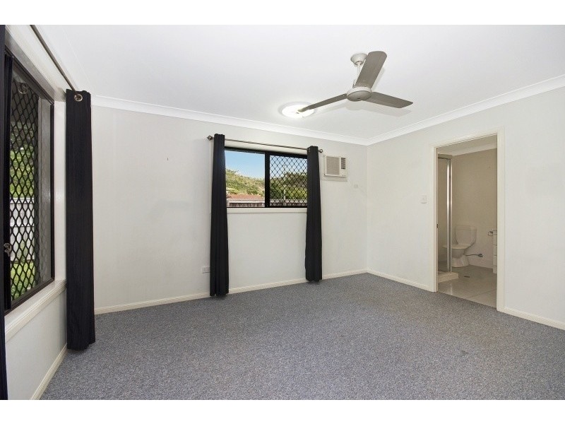 Mount Louisa QLD 4814