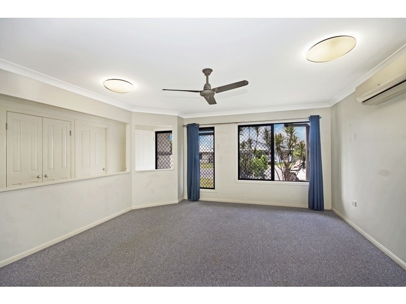 Mount Louisa QLD 4814