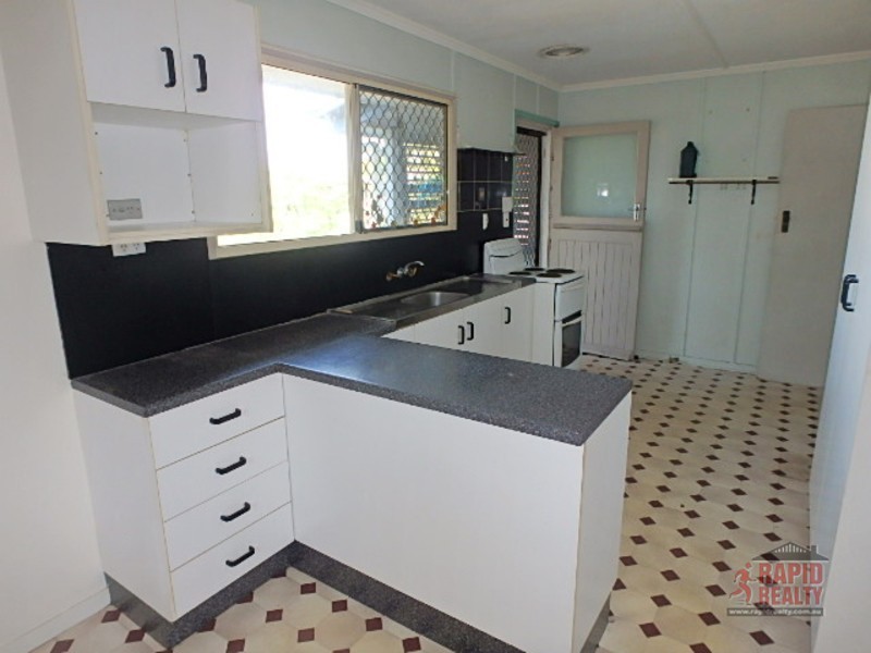 22 Maroong Street, Currajong QLD 4812