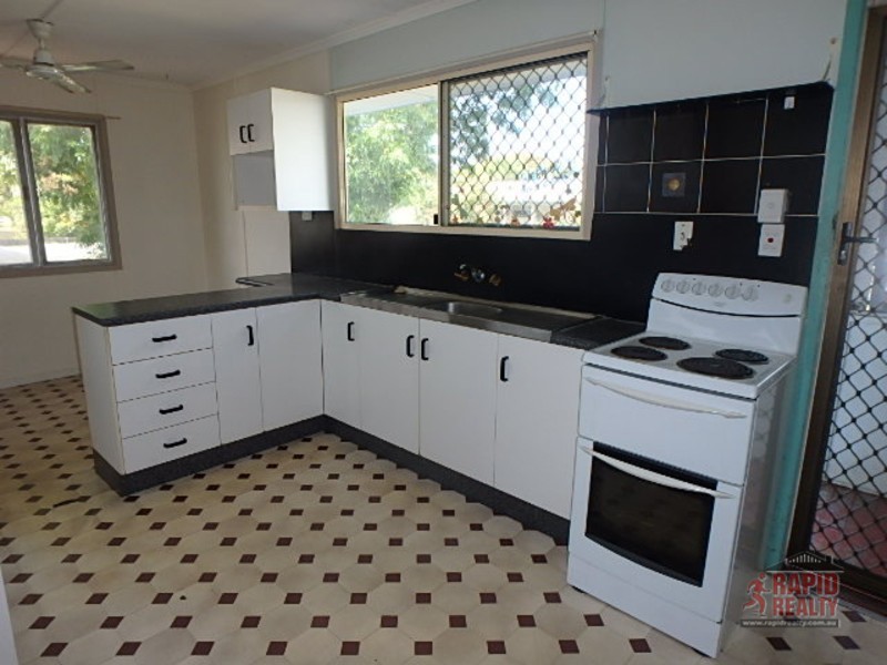 22 Maroong Street, Currajong QLD 4812