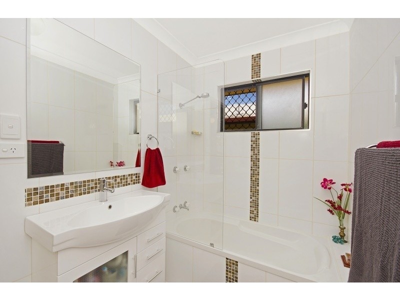 14 Lappin Place, Kirwan QLD 4817