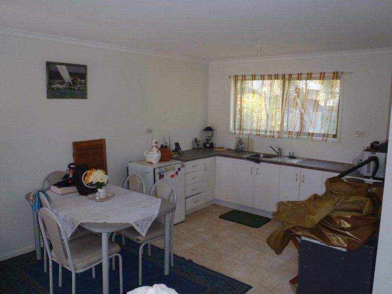 31 Lagoon St, Saunders Beach QLD 4818