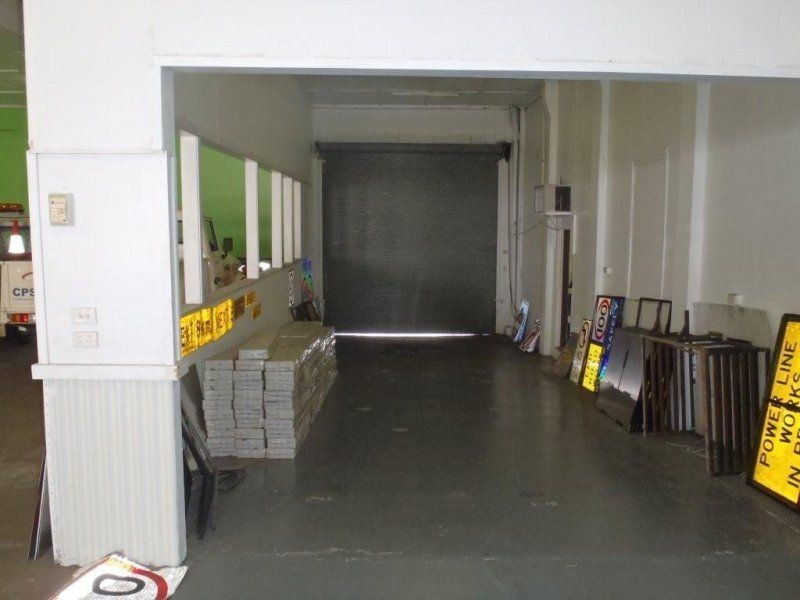 87 Ingham Rd, West End QLD 4810