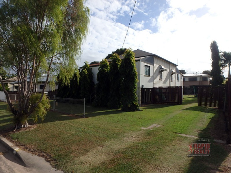 45 Davidson Street, South Townsville QLD 4810