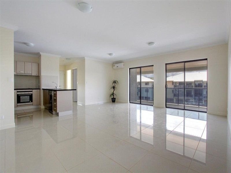 309 Angus Smith Drive, Douglas QLD 4814