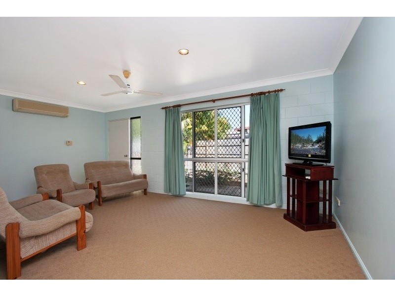 8 Eileen Court, Kelso QLD 4815