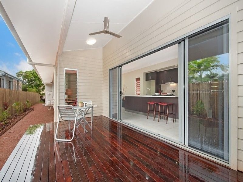 11 Ethel Street, Hyde Park QLD 4812