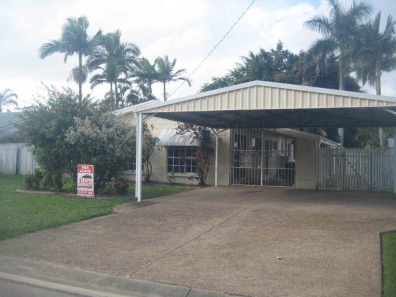 8 Leila Avenue, Rasmussen QLD 4815