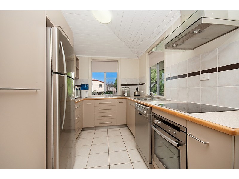 62 Philp Street, Hermit Park QLD 4812