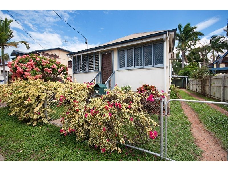 134  Boundary Street, Railway Estate QLD 4810