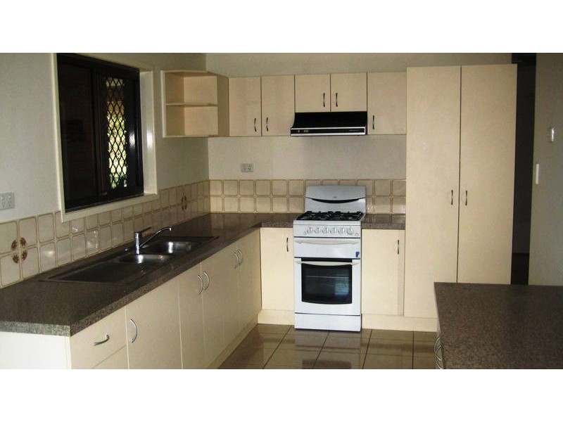 17 Norwich Court, Kirwan QLD 4817