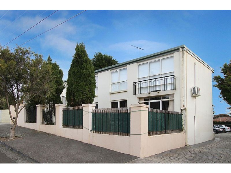 9/23 Cohuna Street, Brunswick West VIC 3055