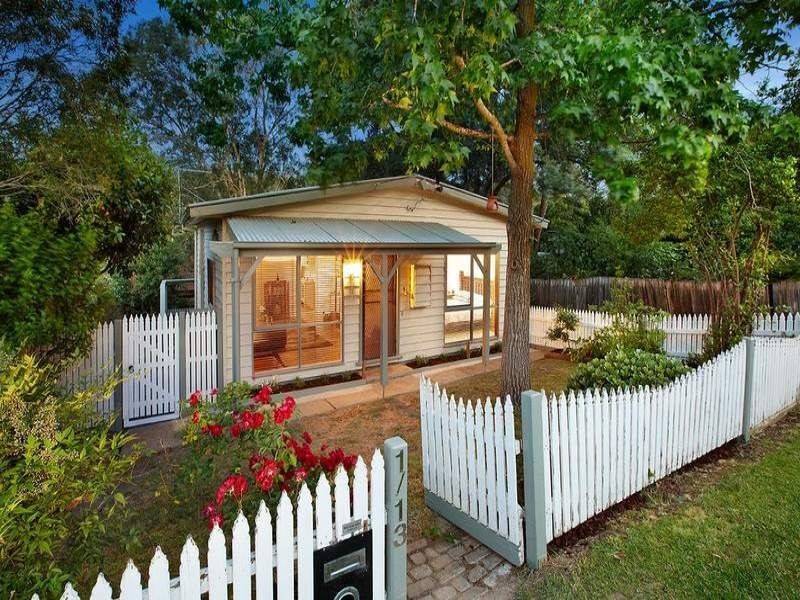 1/13 Brownes Crescent, Eltham VIC 3095