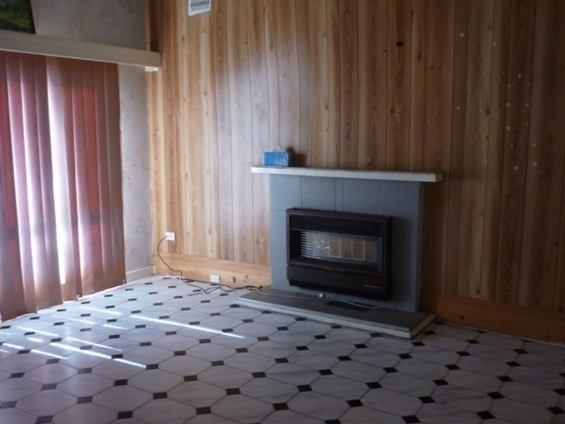 22 Compton Street, Reservoir VIC 3073