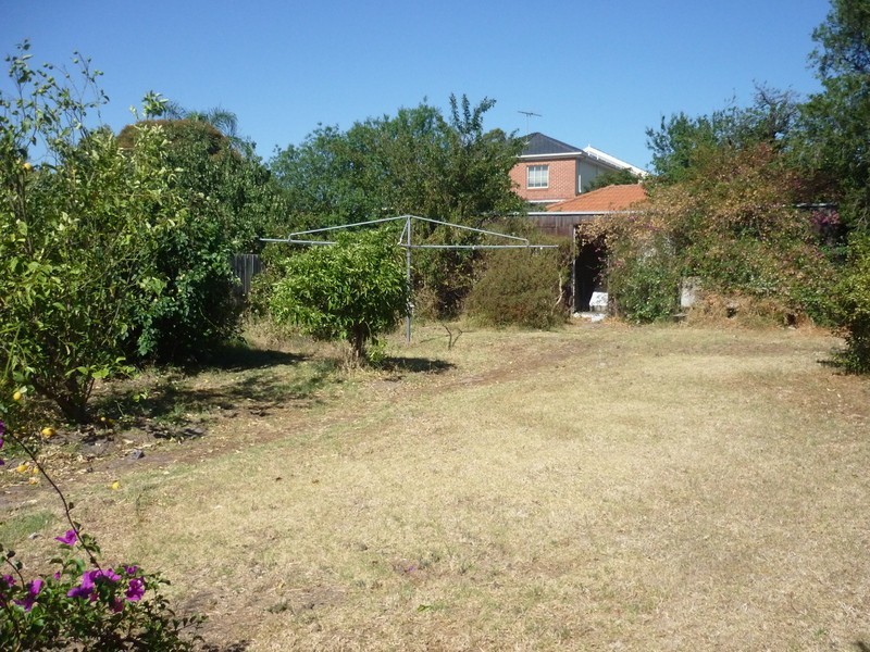 22 Compton Street, Reservoir VIC 3073